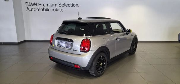 Mini Cooper SE 135 kW image number 6