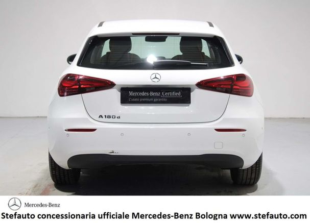 Mercedes-Benz A 180 d Advanced 85 kW image number 3