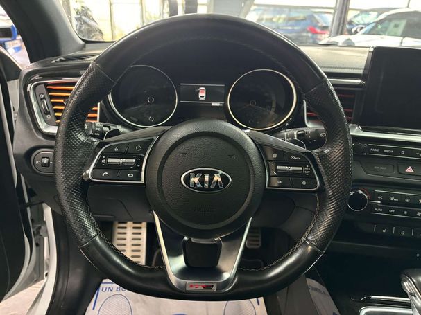 Kia ProCeed 1.6 CRDi GT Line DCT7 101 kW image number 14