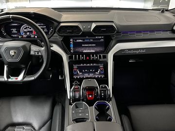 Car image 31