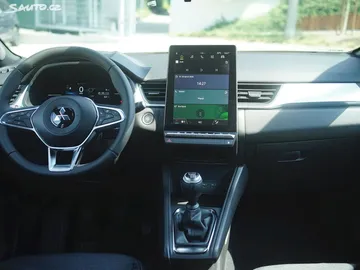 Car image 15