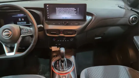 Car image 28