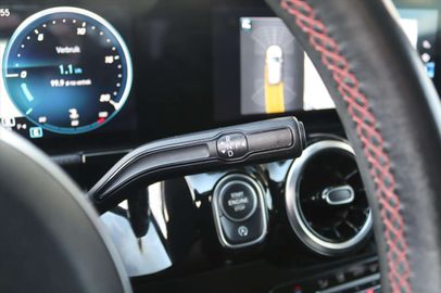 Car image 36