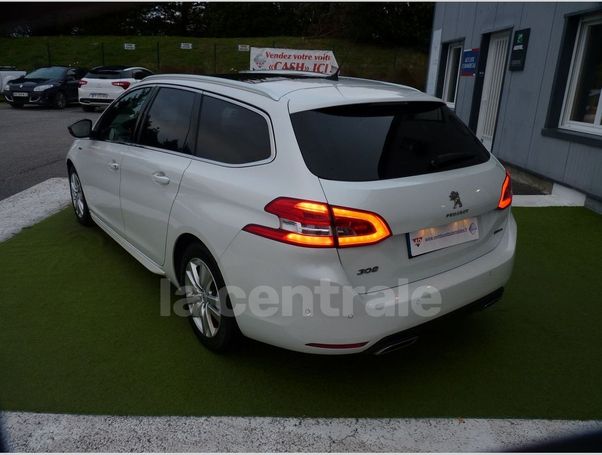 Peugeot 308 SW 1.5 BlueHDi 130 96 kW image number 4