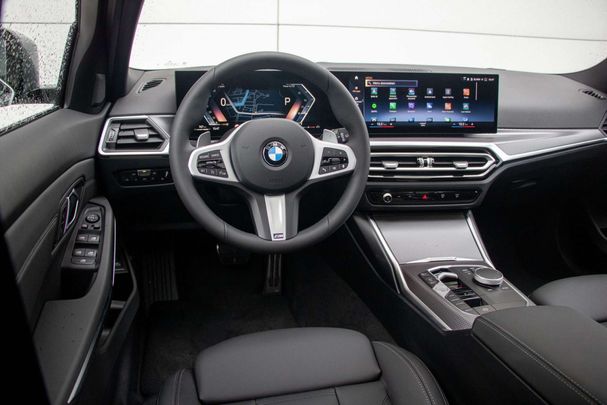 BMW 320i Touring 135 kW image number 10