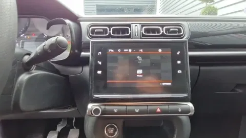 Car image 22