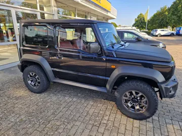 Car image 3