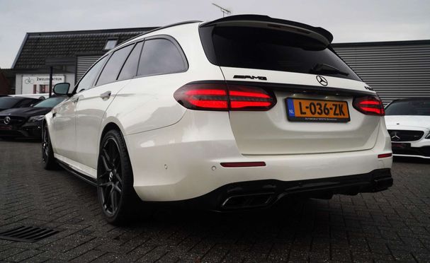 Mercedes-Benz E 63 AMG S 4Matic Estate 450 kW image number 35