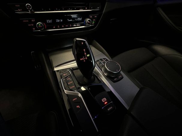 BMW 530i xDrive 185 kW image number 11