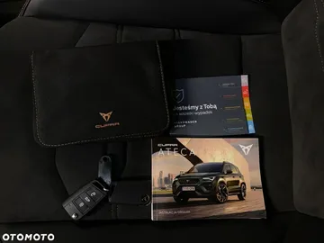Car image 40
