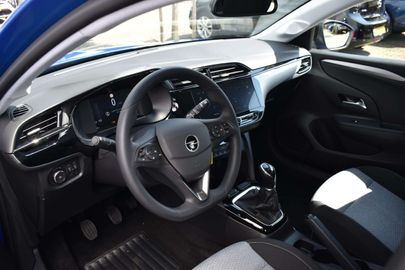 Car image 21