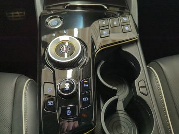 Car image 23