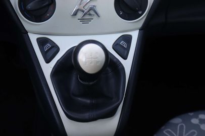 Car image 21