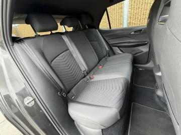 Car image 50