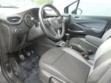 Car image 25