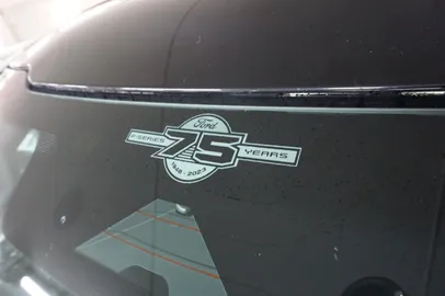 Car image 38