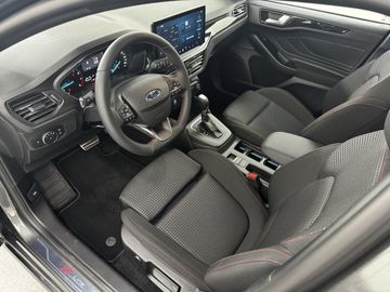 Car image 30