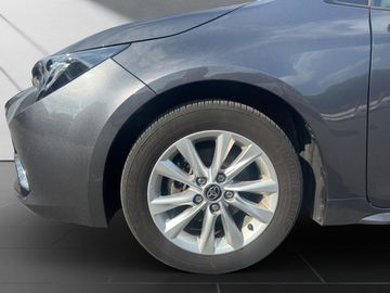 Car image 21
