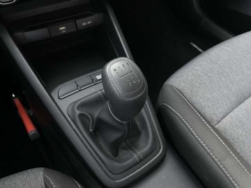 Car image 26