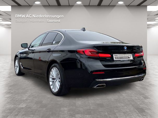 BMW 520i 135 kW image number 2