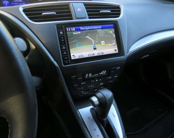 Car image 23