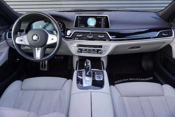 BMW 730d xDrive M Sport 195 kW image number 18