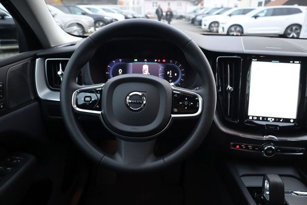 Volvo XC60 B4 Plus Dark 145 kW image number 13