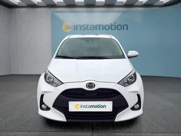 Car image 3