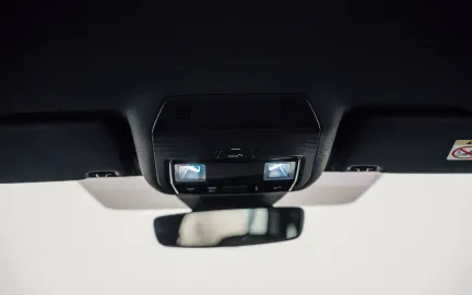 Car image 35