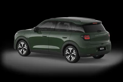 Car image 2