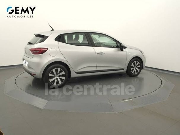 Renault Clio TCe 90 66 kW image number 16