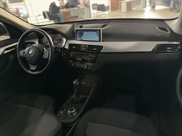 Car image 38