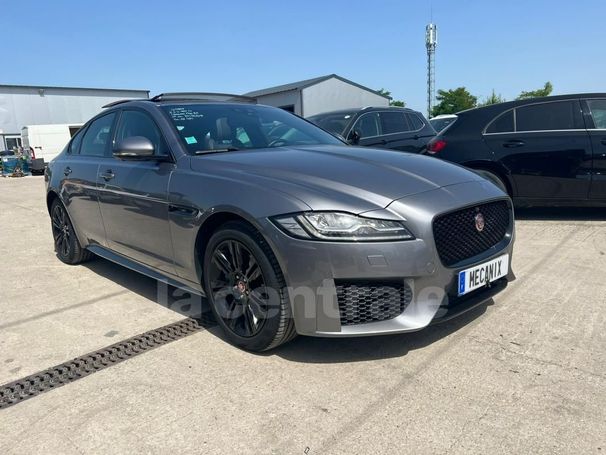 Jaguar XF AWD 132 kW image number 2