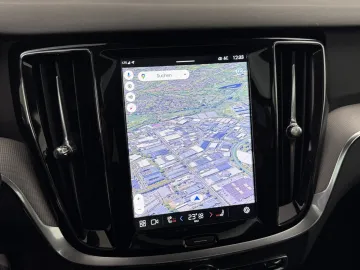 Car image 32