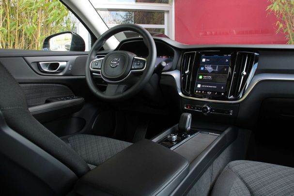 Volvo V60 B4 145 kW image number 5