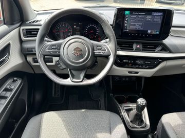 Car image 11