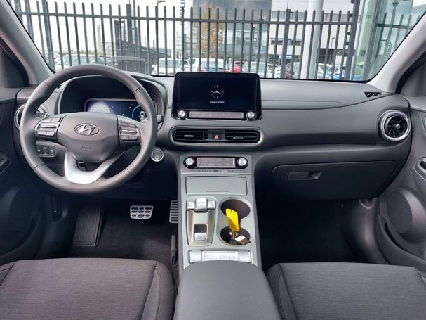 Hyundai Kona EV 150 kW image number 4