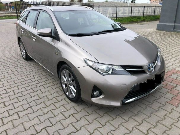 Toyota Auris 100 kW image number 2