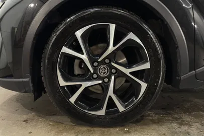 Car image 22