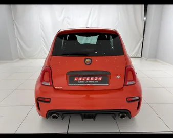 Car image 15