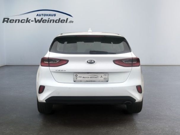 Kia Ceed 1.5 T-GDI Vision 118 kW image number 3