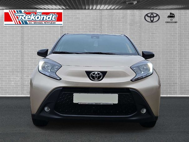 Toyota Aygo X 1.0 53 kW image number 3