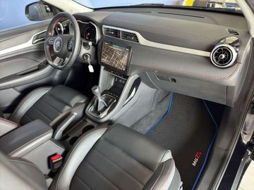 Car image 11