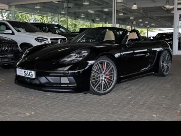 Car image 26