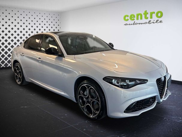 Alfa Romeo Giulia Q4 206 kW image number 4