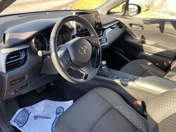 Car image 14