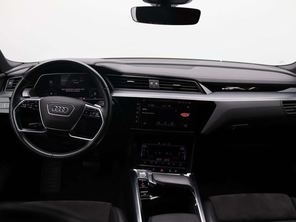 Audi e-tron 55 quattro 300 kW image number 13