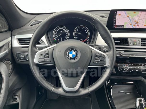 BMW X1 sDrive18i xLine 103 kW image number 16