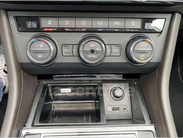 Car image 33