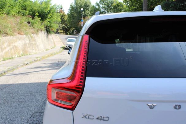 Volvo XC40 D3 110 kW image number 9